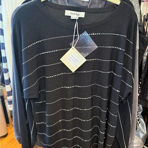 EVA & Paige Black Crew Neck Sweater Ptp 23” 25” L